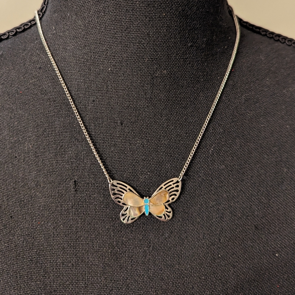 Artistry Signed Butterfly Vintage Silver Tone and Mother of Pearl Neckla…